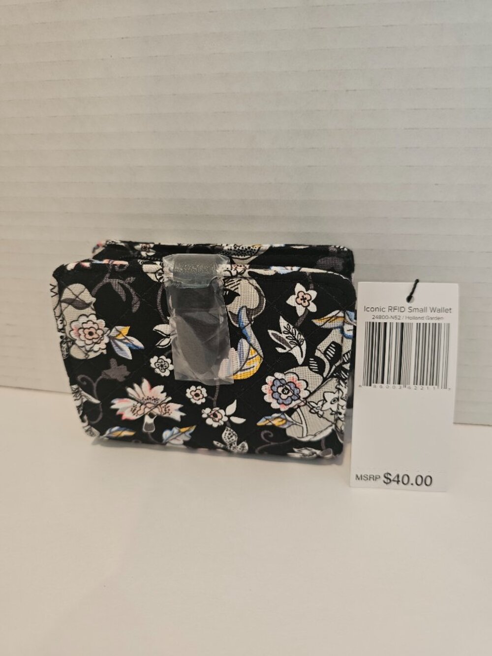NWT Vera Bradley Iconic RFID Small Wallet Holland Garden Black White Floral - Picture 7 of 8